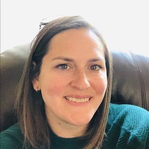 Meet your Posher, Lynsey